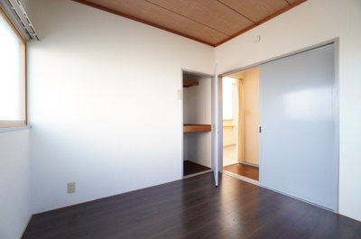 【洋室】 | メゾンヴェルテ西片貝B