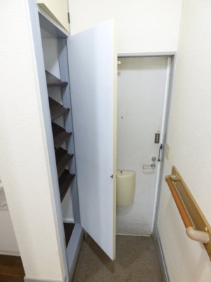 【玄関】 | メゾンヴェルテ西片貝B