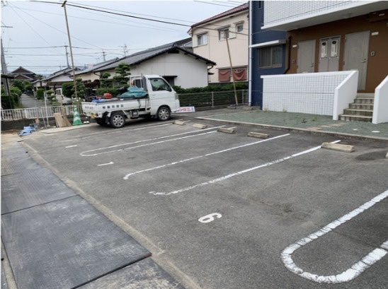アベニュー209の駐車場