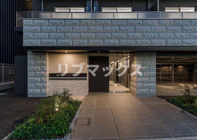 【エントランス】ガーラ・クレスタ横濱関内 