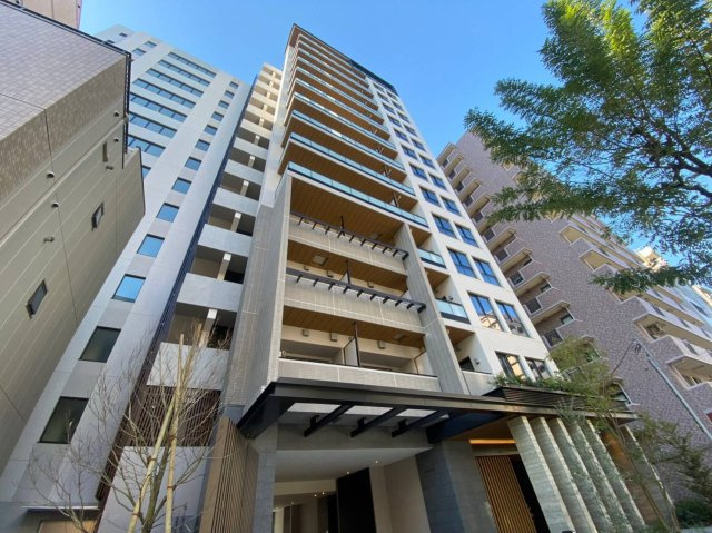 プラウド中目黒の外観|山手通り側の外観