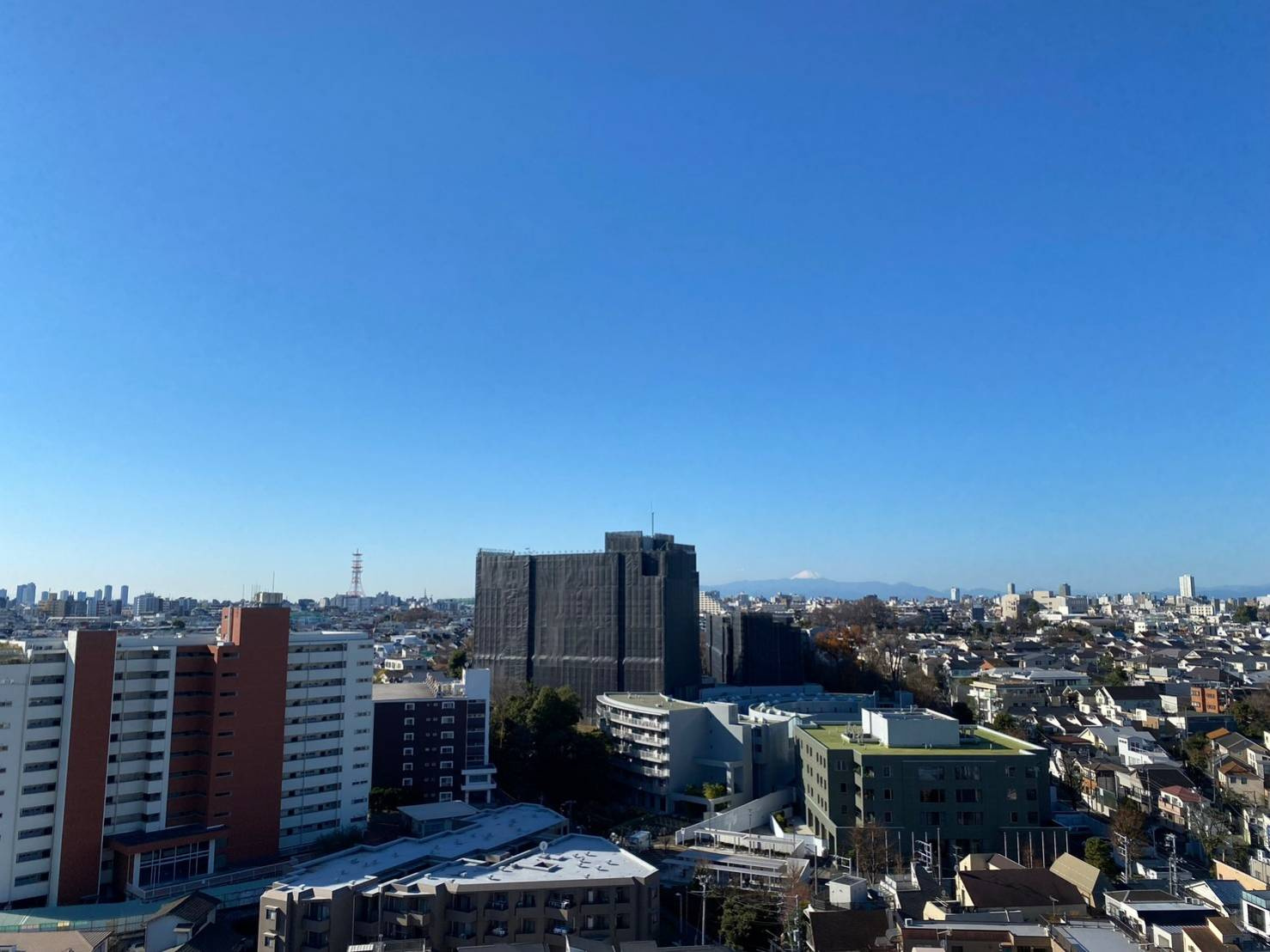 プラウド中目黒の展望|富士山の見える眺望（バルコニーから南西方向の眺望）