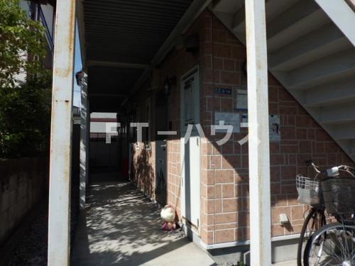 ルミエール大久保のエントランス