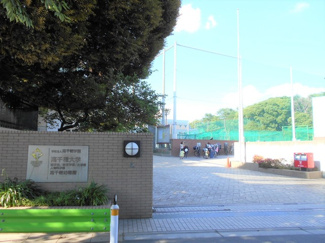 高千穂大学まで1000ｍ