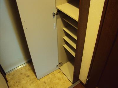 エターナルコート三条の内装|シューズＢＯＸ