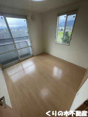 【内装】 | シャーメゾンwill | 同タイプのお部屋です（現況を優先します）※中部屋のため、側面窓はありません