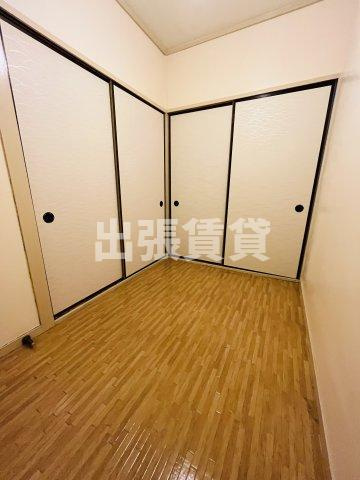 仲介手数料0円！黒川籏ビルの居間・リビング