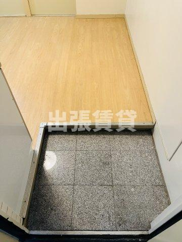 仲介手数料0円！黒川籏ビルの玄関