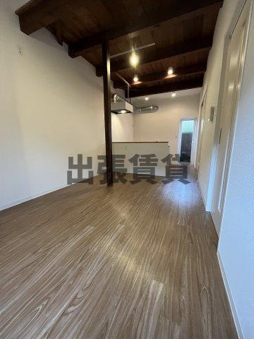 仲介手数料0円！グランスイート黒川テラスの居間・リビング