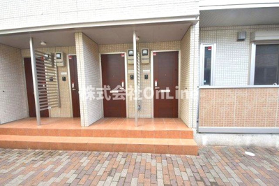 【エントランス】 | メゾンラグランジュ