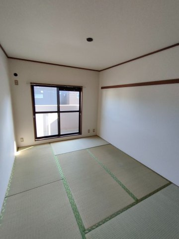 ファインコート府中の和室