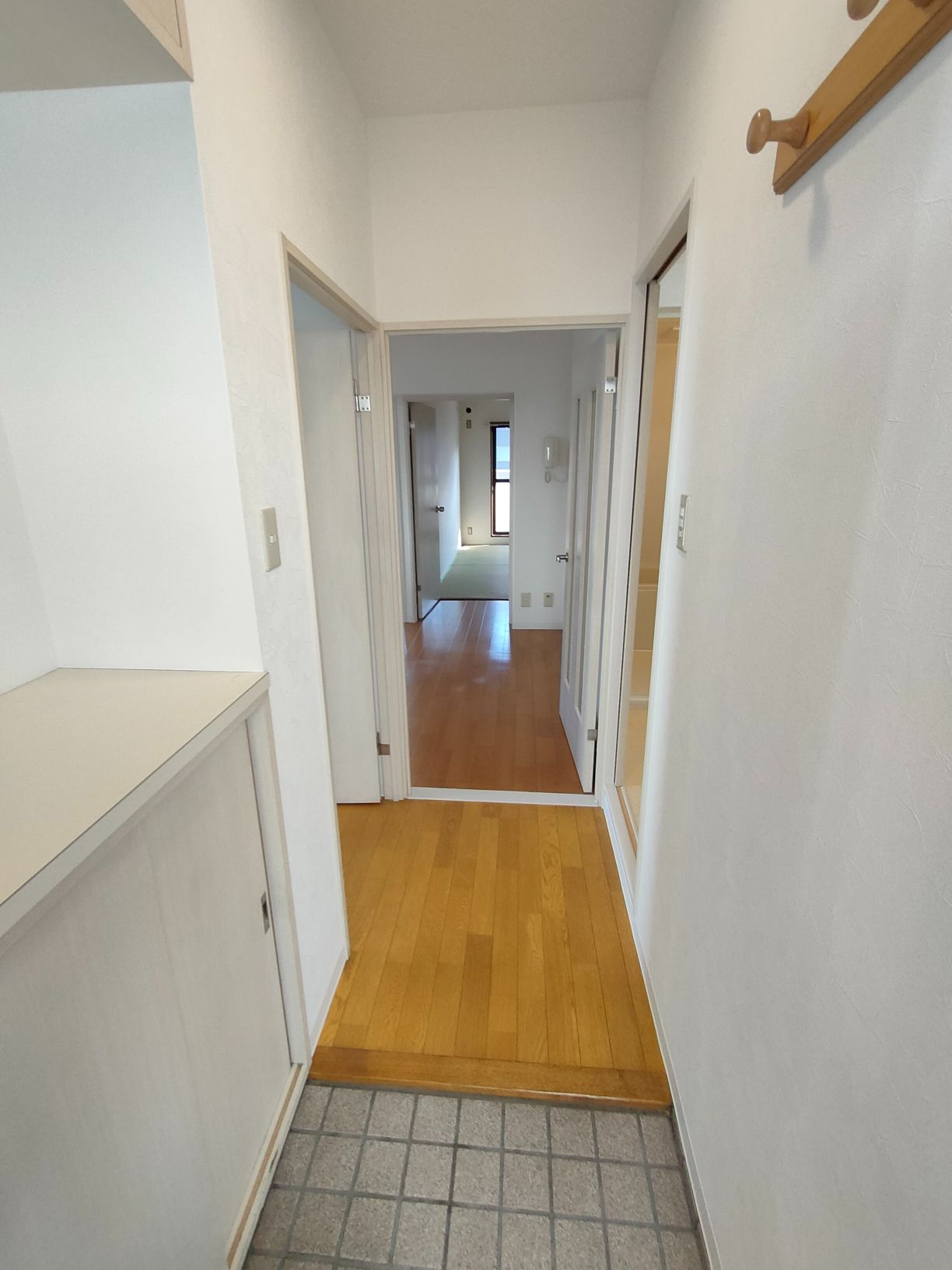 ファインコート府中の玄関