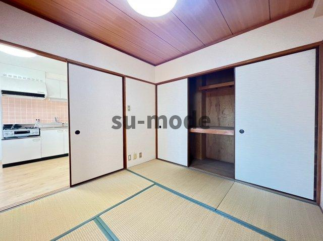 伸栄ハイツの収納|写真は別部屋