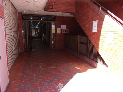 【エントランス】 | エスカイア本千葉プラザ第一 | 毎日通るエントランスはこのようになっています