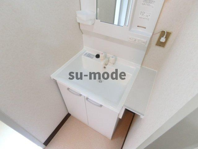 上穂ロイヤルハイツの洗面所