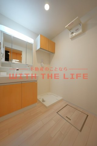 コロンⅡ【10,000円キャッシュバック対象物件】の洗面所|コンパクトで使いやすい洗面所