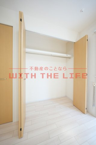 コロンⅡ【10,000円キャッシュバック対象物件】の収納|こまごまとしたものを収納できそうですね