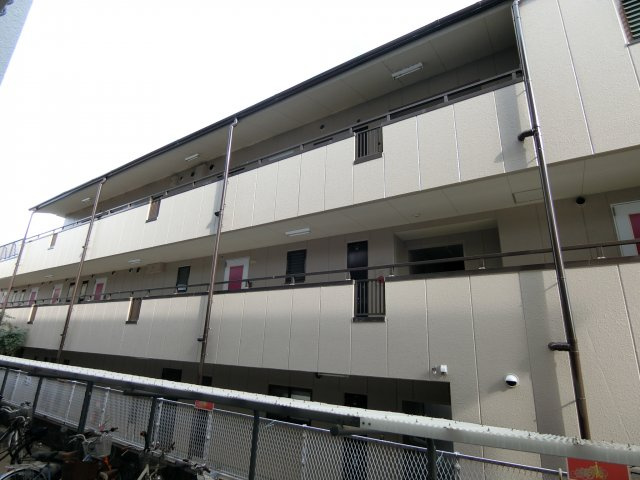 鮎川ハイツの外観