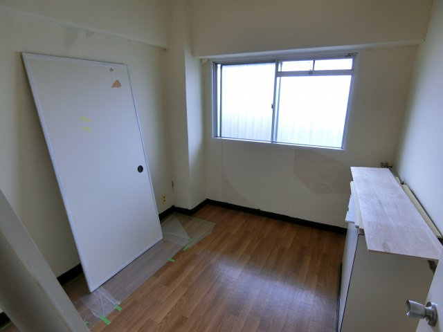 鮎川ハイツの寝室