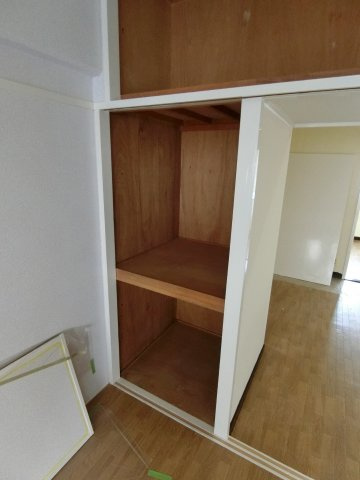 鮎川ハイツの収納
