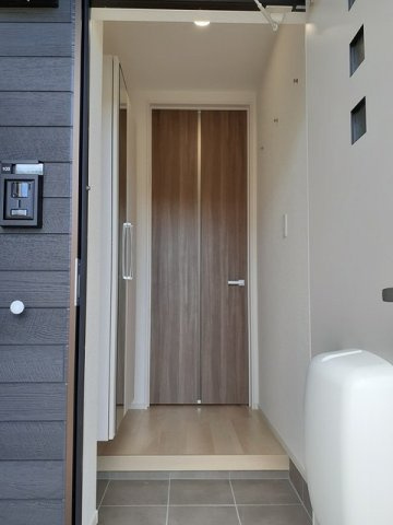 サウスゲートＣの玄関