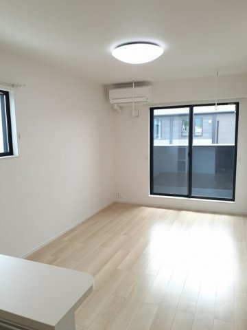 サウスゲートＣの居間・リビング