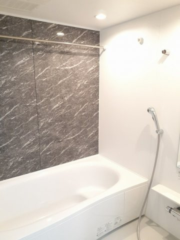 サウスゲートＣの浴室