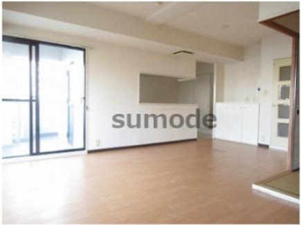 ロイヤル南茨木の居間・リビング