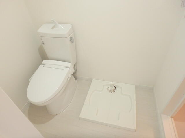 写真は同間取りの別部屋です。