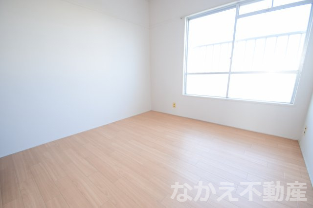 【寝室】 | 落ち着いて過ごせるお部屋なので、寝室にいかがでしょうか