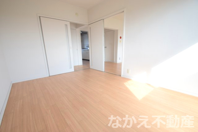 【寝室】 | 使い勝手のいい寝室です