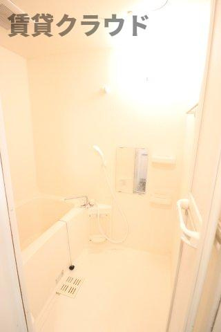 ディアステスタ港の浴室|コンパクトで使いやすいお風呂です