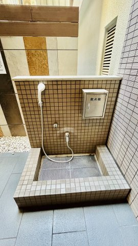 【玄関】 | クリスタルエグゼ心斎橋