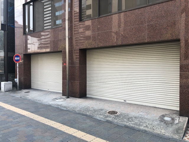 明治通りビルの外観