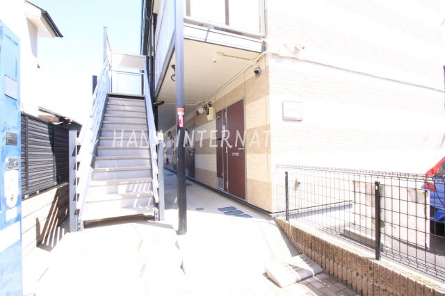 エヌファミールのエントランス