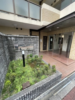 【エントランス】 | トレンドヤマモ
