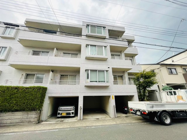 グリーン・パレス蚕の社