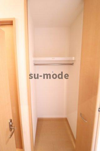 カーサアルペジオB棟の収納