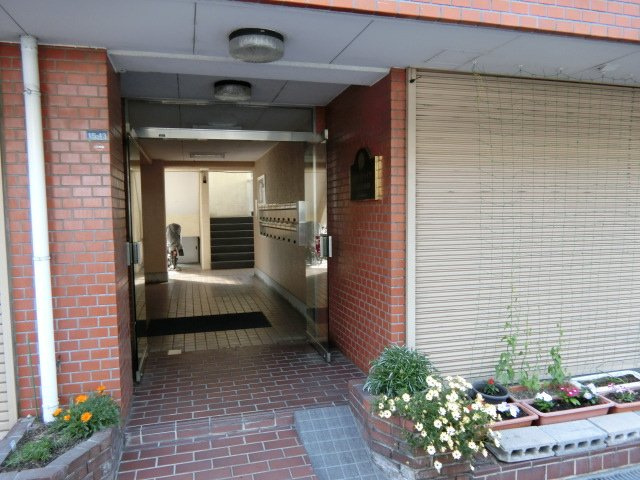 ミルテ宮ハイツTAKEHASHIのエントランス