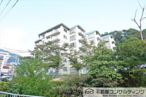 レック六甲マンションの外観