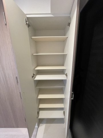 【玄関】 | ファーストフィオーレ城北公園通