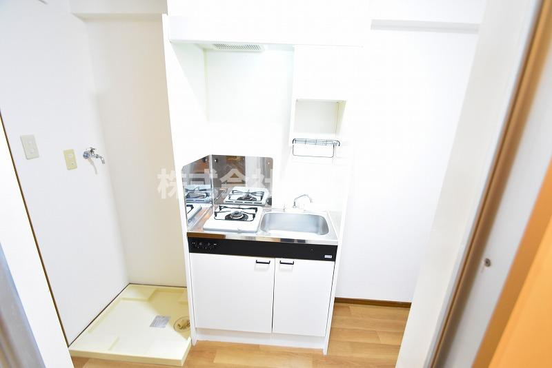 八尾市宮町１丁目の賃貸マンションのキッチン
