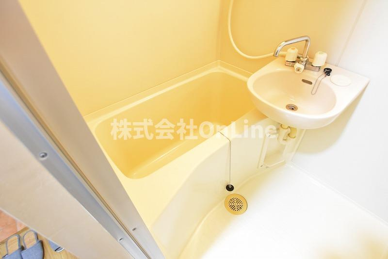 八尾市宮町１丁目の賃貸マンションの浴室