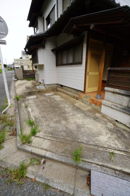 【駐車場】 | 竜角寺台貸家