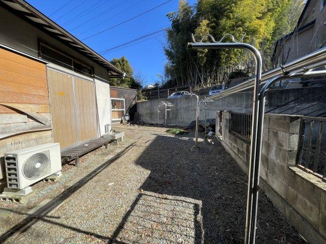 高崎市吉井町矢田平屋建ての庭