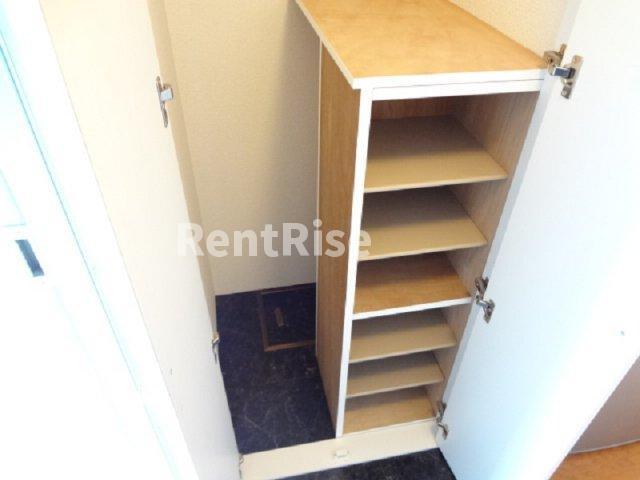 レオパレスサーマルの収納