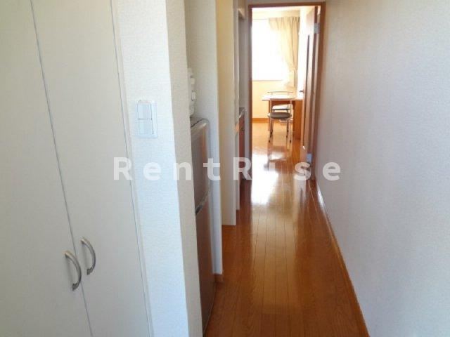 レオパレスポラリスの玄関