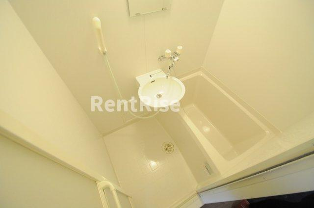 レオパレス天王の洗面所