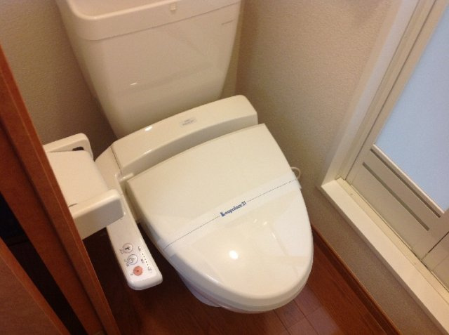レオパレスシャトレーンⅡのトイレ|ウォシュレットトイレ