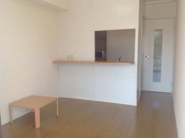 レオパレスＭｉｙａの居間・リビング